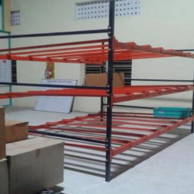 STRUCTURE 02